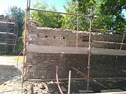 acastle 145100.jpg